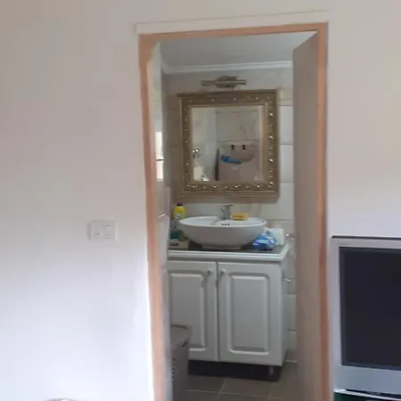 Apartment Seosko Domacinstvo Gardic *